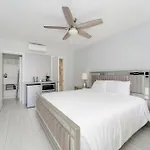 Deco Boutique Hotel